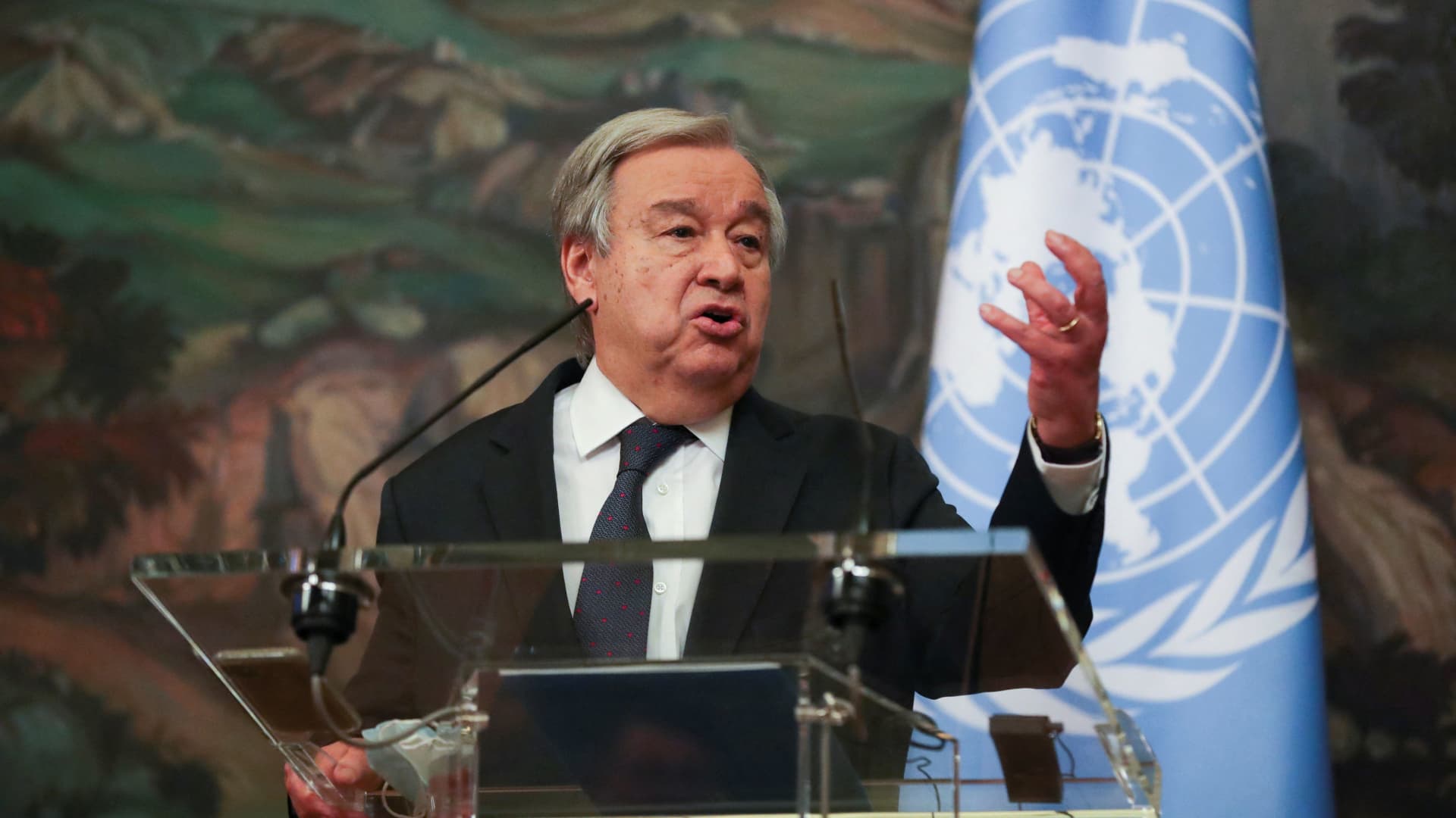 UN Secretary-General Antonio Guterres speaks at a new conference after his meeting with Russian Foreign Minister Sergei Lavrov in Moscow, Russia, April 26, 2022. 