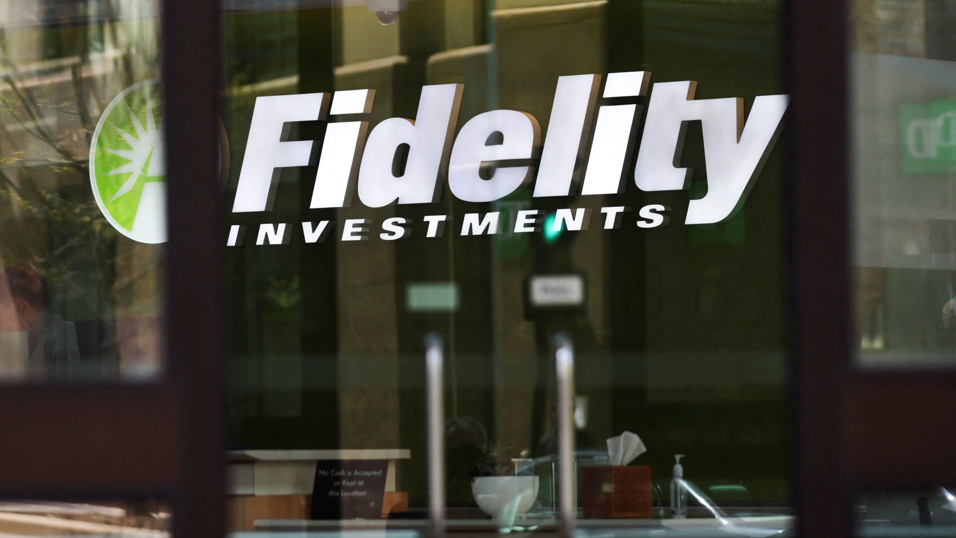 fidelity-to-open-commission-free-crypto-trading-to-retail-investors