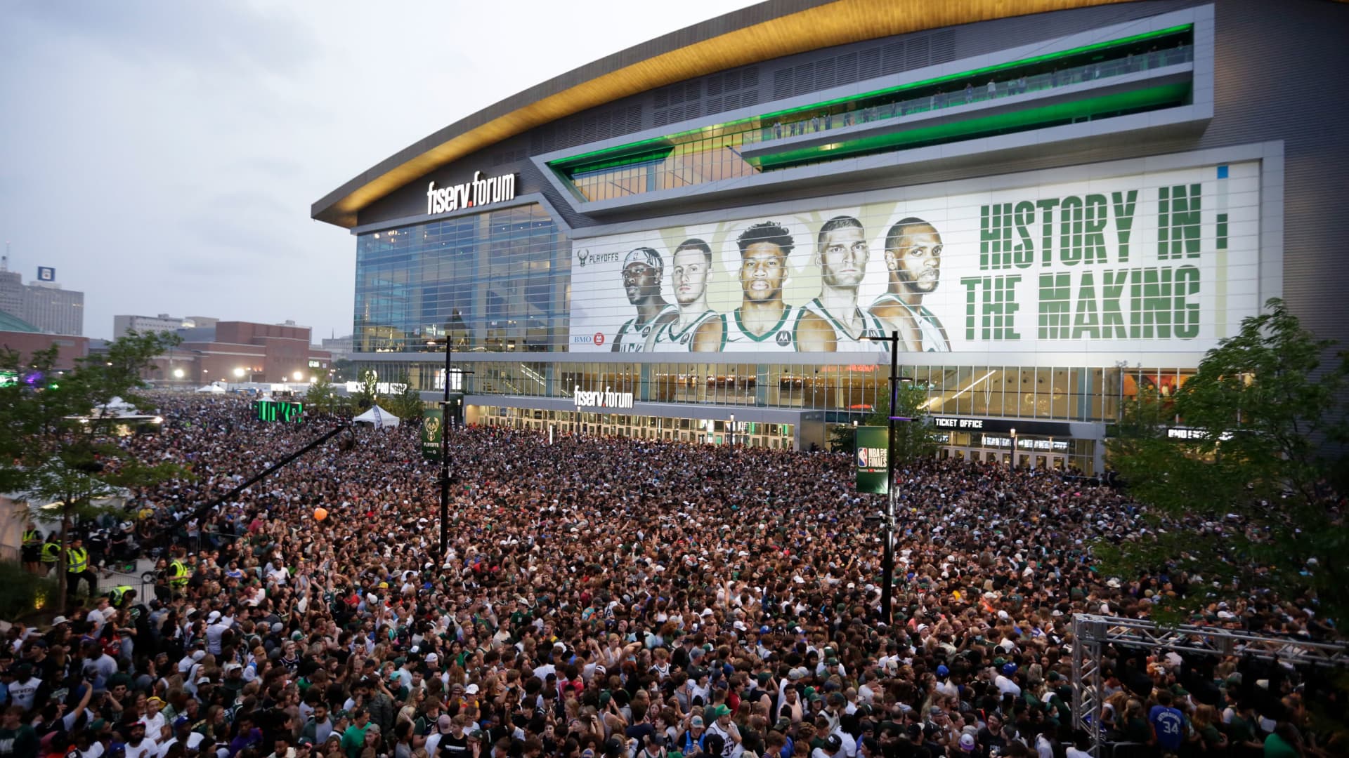 NBA’s Milwaukee Bucks are seeking $4 million annually for the Deer District property’s naming rights