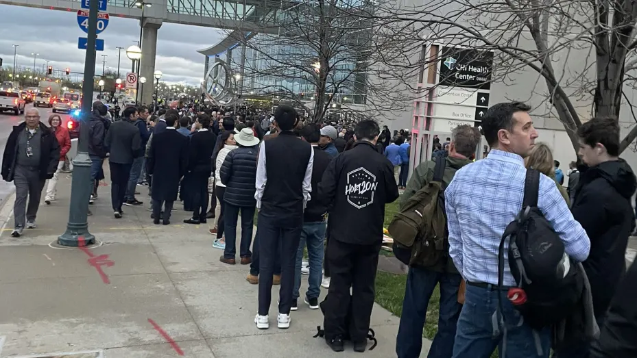 Shareholders lining up to get into CHI Health Center for Berkshire Hathaway's annual meeting. April 30, 2022.