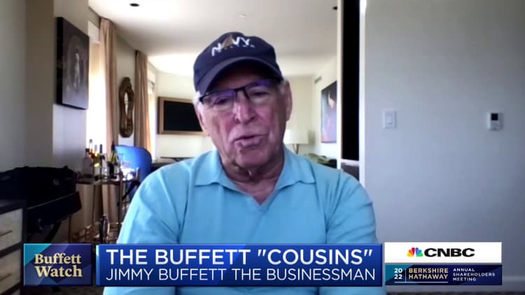 Musician Jimmy Buffett says he bought Berkshire shares 25 years ago