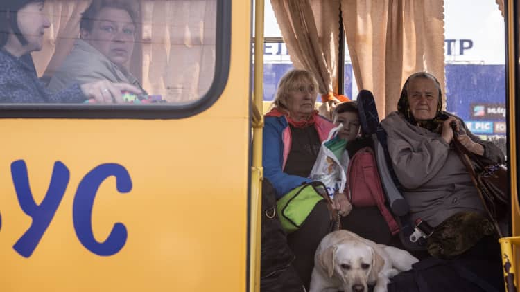 The first group of civilians evacuates Mariupol steel plant, where thousands remain trapped