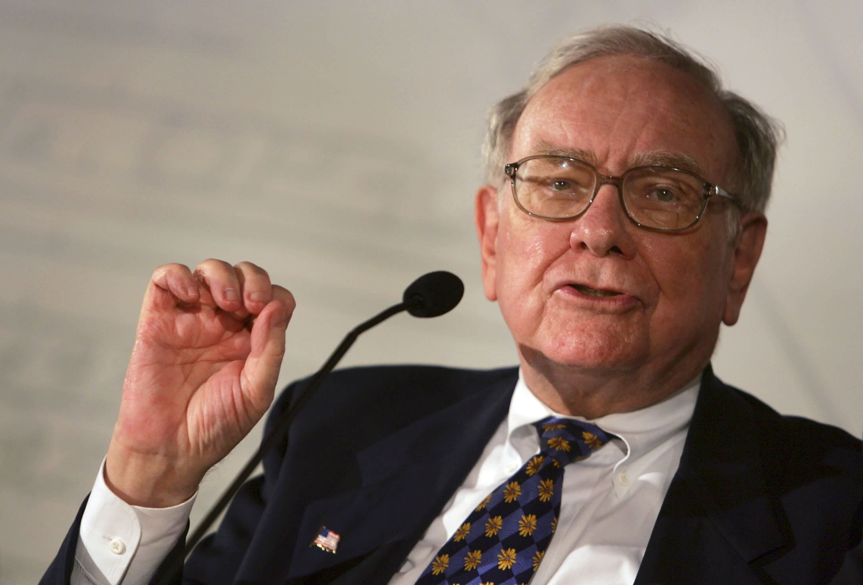 Buffett tells why he sold most of his bank stocks — except one