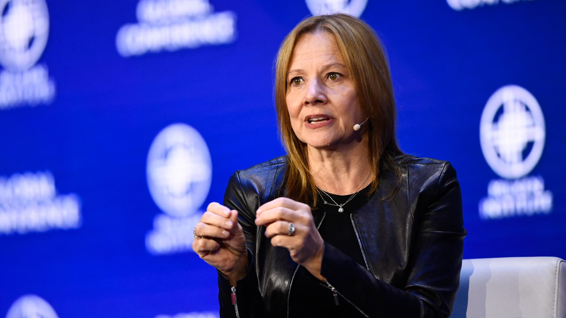 GM’s stock closes below IPO price for first time since October 2020