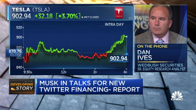 Musk seeking Twitter financing is a positive for Tesla stock, says Dan Ives