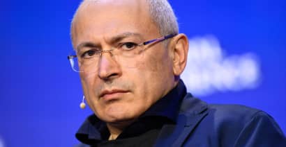 Former oil tycoon Mikhail Khodorkovsky on a potential Russia-Ukraine 'off-ramp'