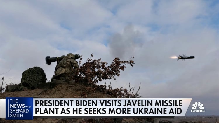 Biden visits plant where Javelin missiles are made