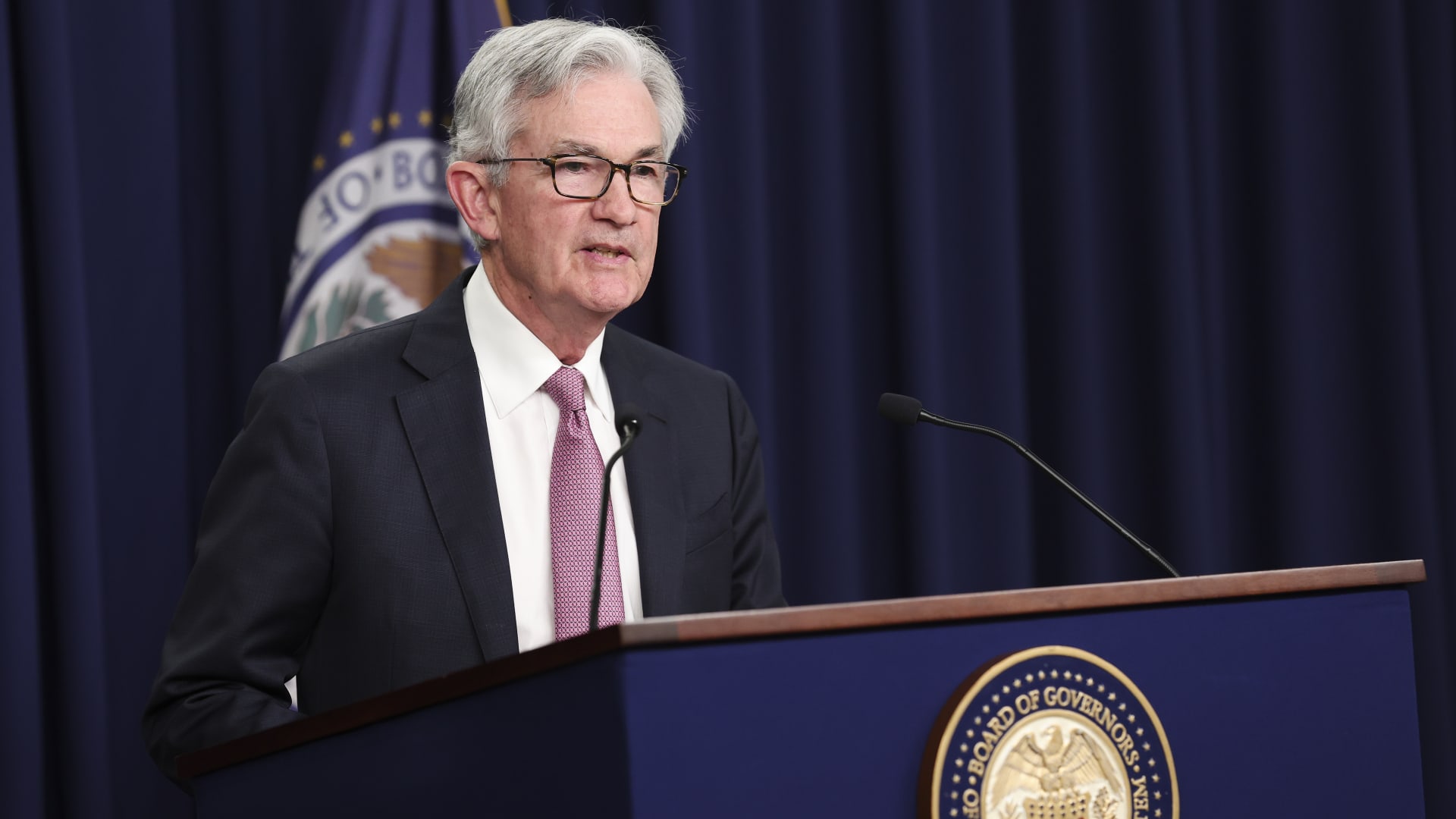 Fed raises rates by half a percentage point — the biggest hike in two decades — to fight inflation – CNBC
