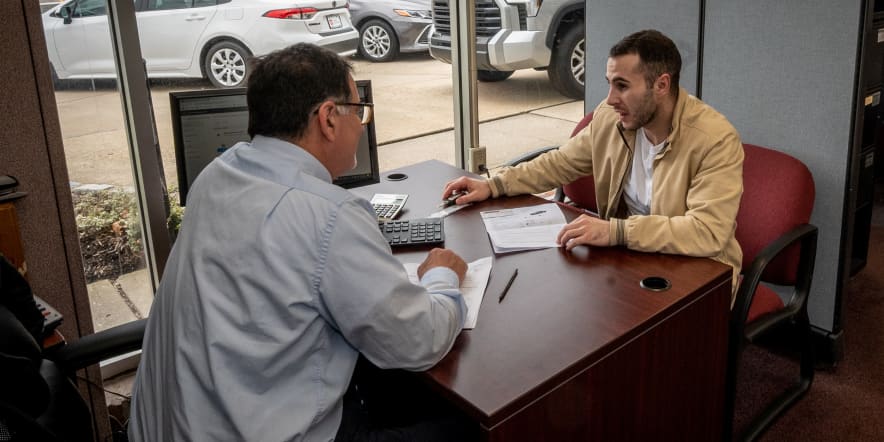 Car shopping over Labor Day weekend? Here's what to expect for both new and used car prices