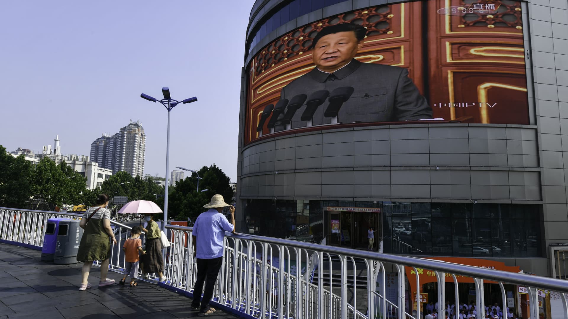China’s Xi Jinping requires sticking to zero-Covid coverage