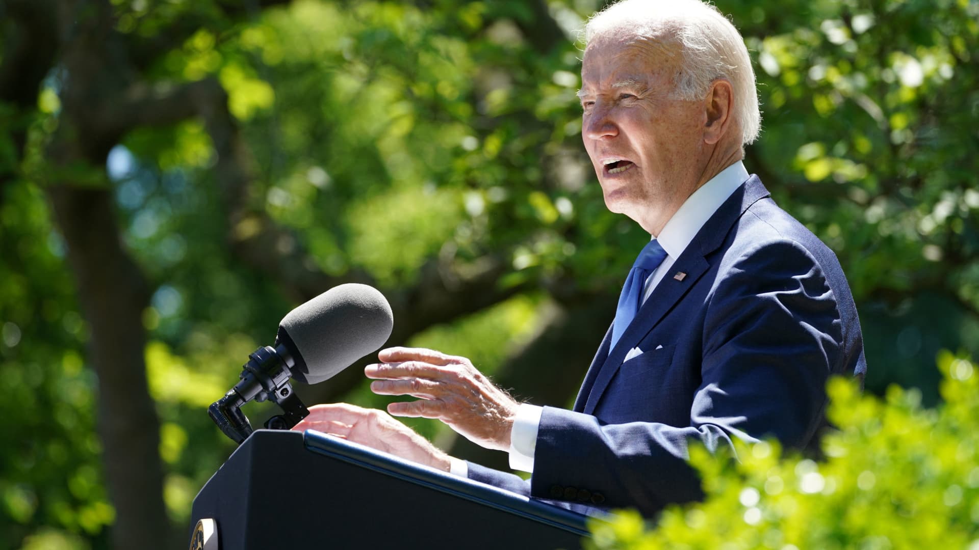 Biden calls on Congress to ‘immediately’ pass major Ukraine aid package before new Covid funding – CNBC