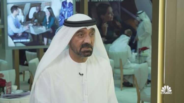 Emirates CEO defends continued flights to Russia