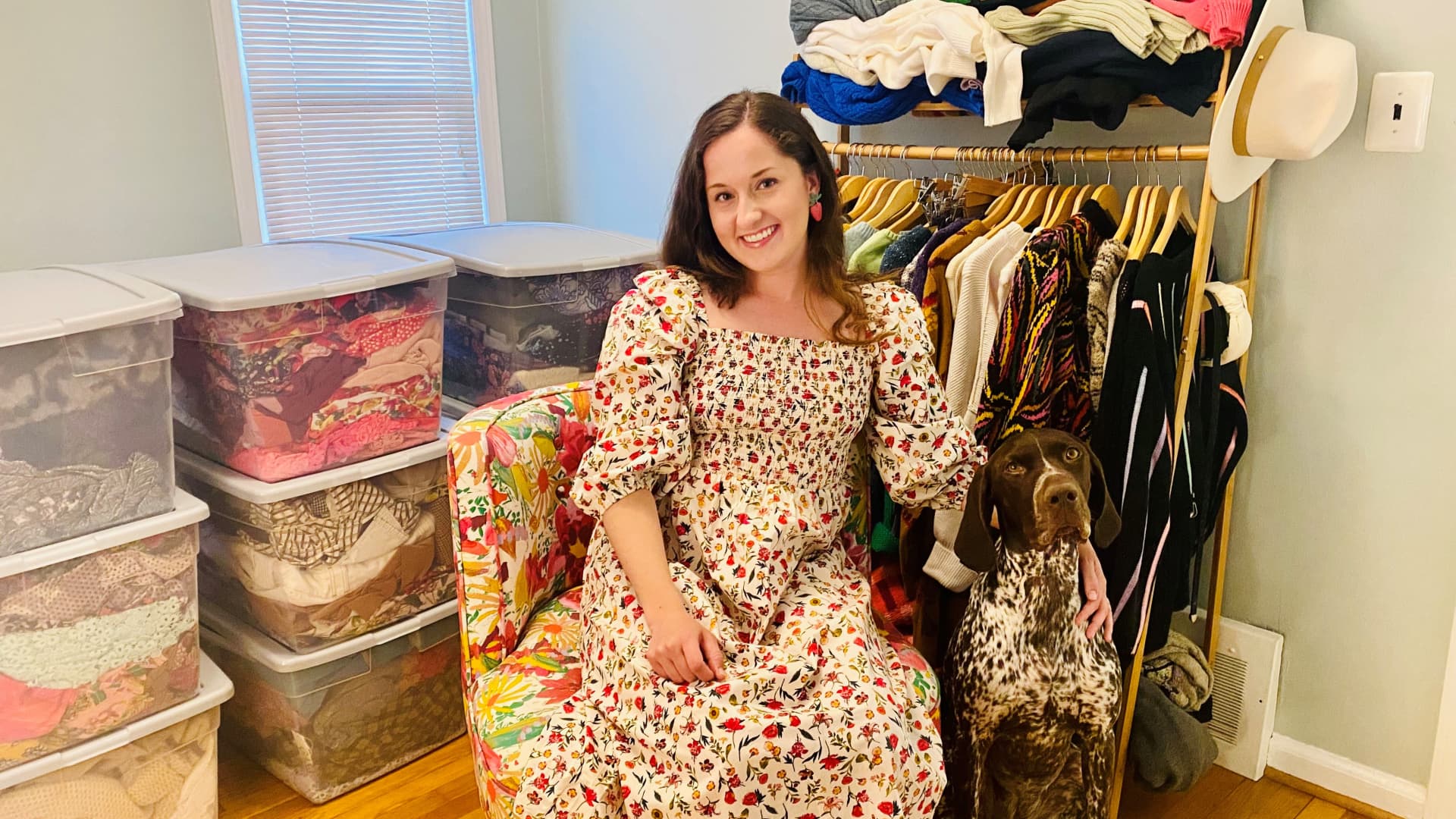 How this medical school student bought a house by selling used clothes