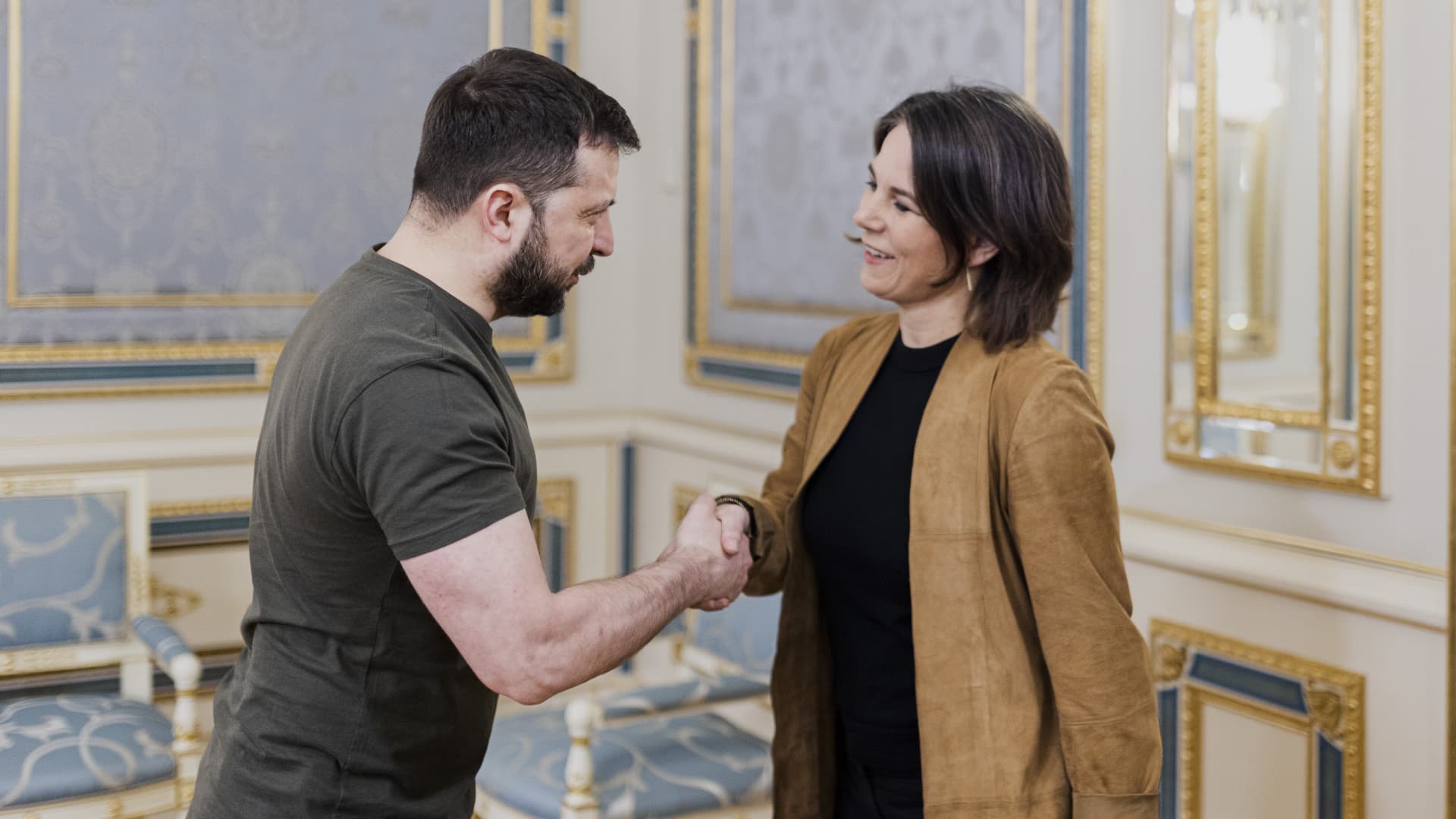 German Foreign Minister Annalena Baerbock meets with Ukrainian President Volodymyr Zelenskyy in Kyiv on May 10th. 2022.
