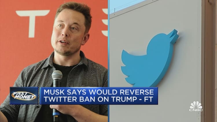 Musk says he'd lift Trump Twitter ban if he gets company