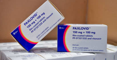 FDA advisors recommend full approval of Pfizer Covid treatment Paxlovid