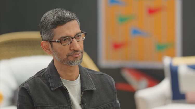 CNBC'nin Alphabet CEO'su Sundar Pichai ile yaptığı tam röportajı izleyin