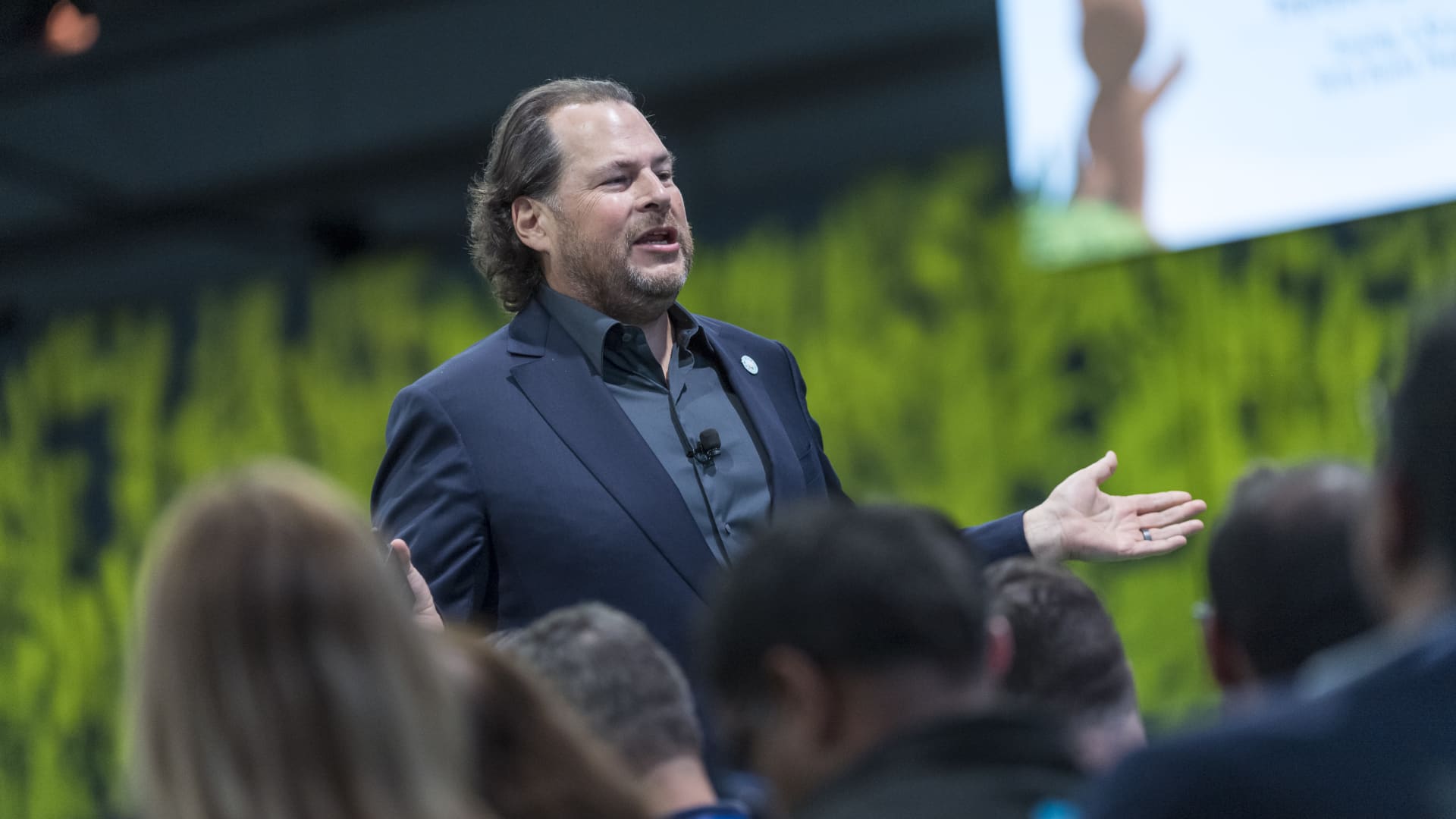 Filing: Salesforce sold all its remaining Snowflake shares in Q1 2022; Salesforce bought 2.1M shares for $250M in Snowflake's IPO in 2020, and sold ~95% in 2021 (Jordan Novet/CNBC)