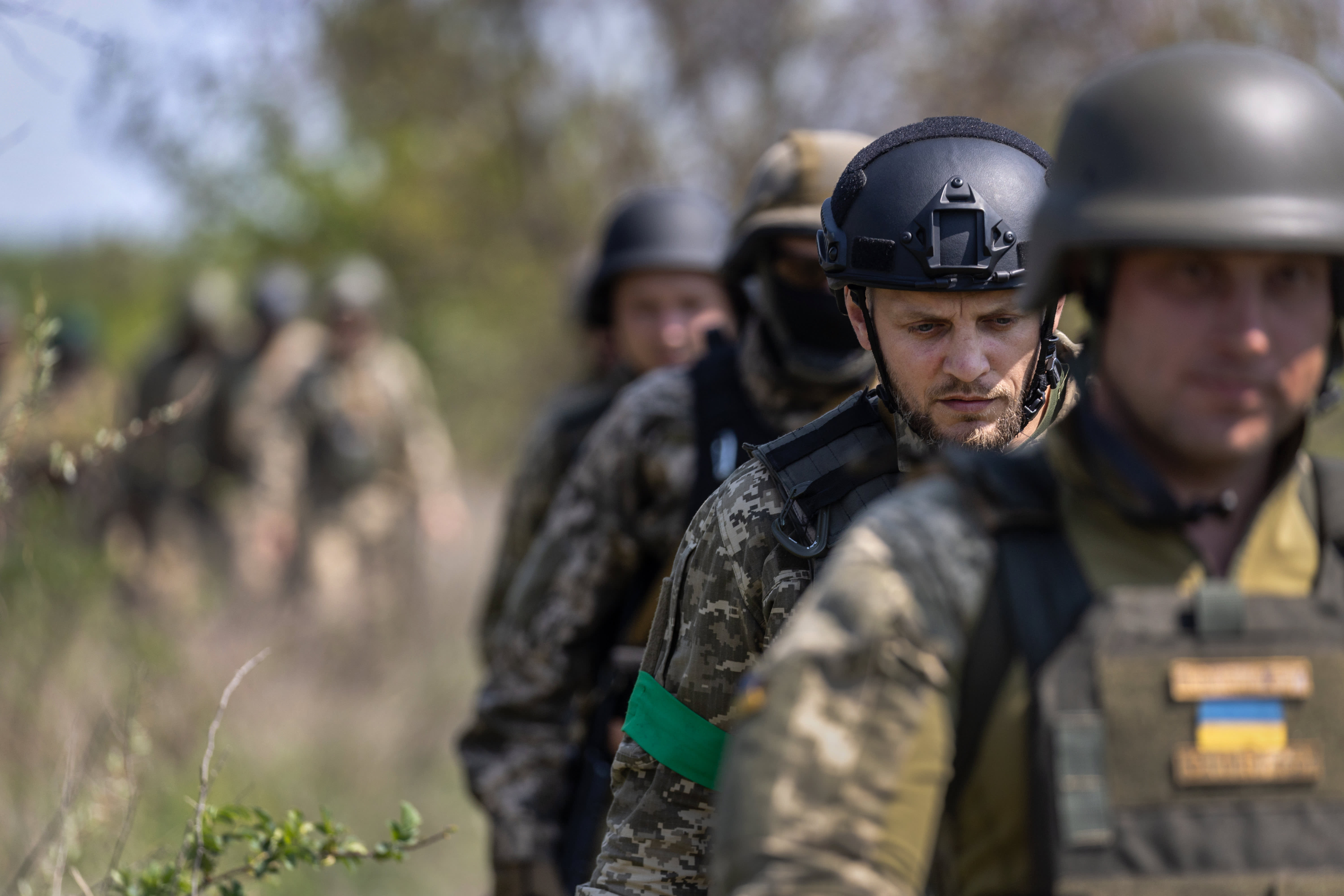 Военные группы украины. Украинские военные. Украинские войска. Украинская армия. Российские военные на Украине.