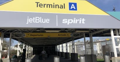 Judge blocks JetBlue-Spirit merger after DOJ's antitrust challenge