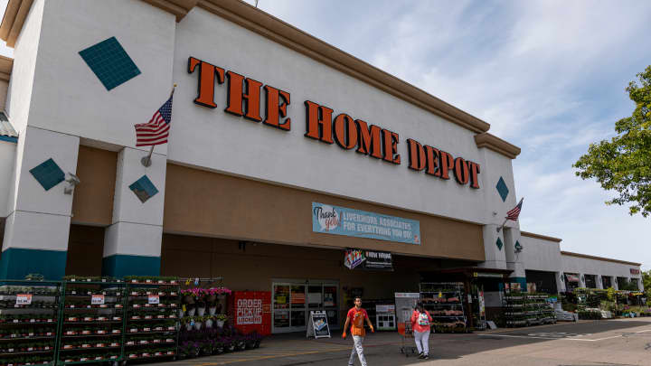 cnbc.com - Amelia Lucas - Home Depot is about to report earnings. Here's what to expect