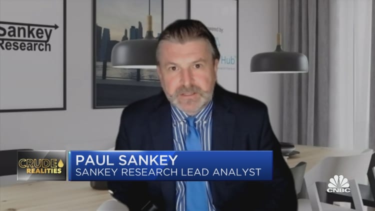 Paul Sankey says we're on the verge of a historic U.S. oil crisis