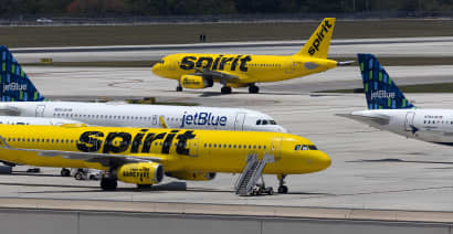 Spirit shares sink for second day after judge blocks merger with JetBlue 