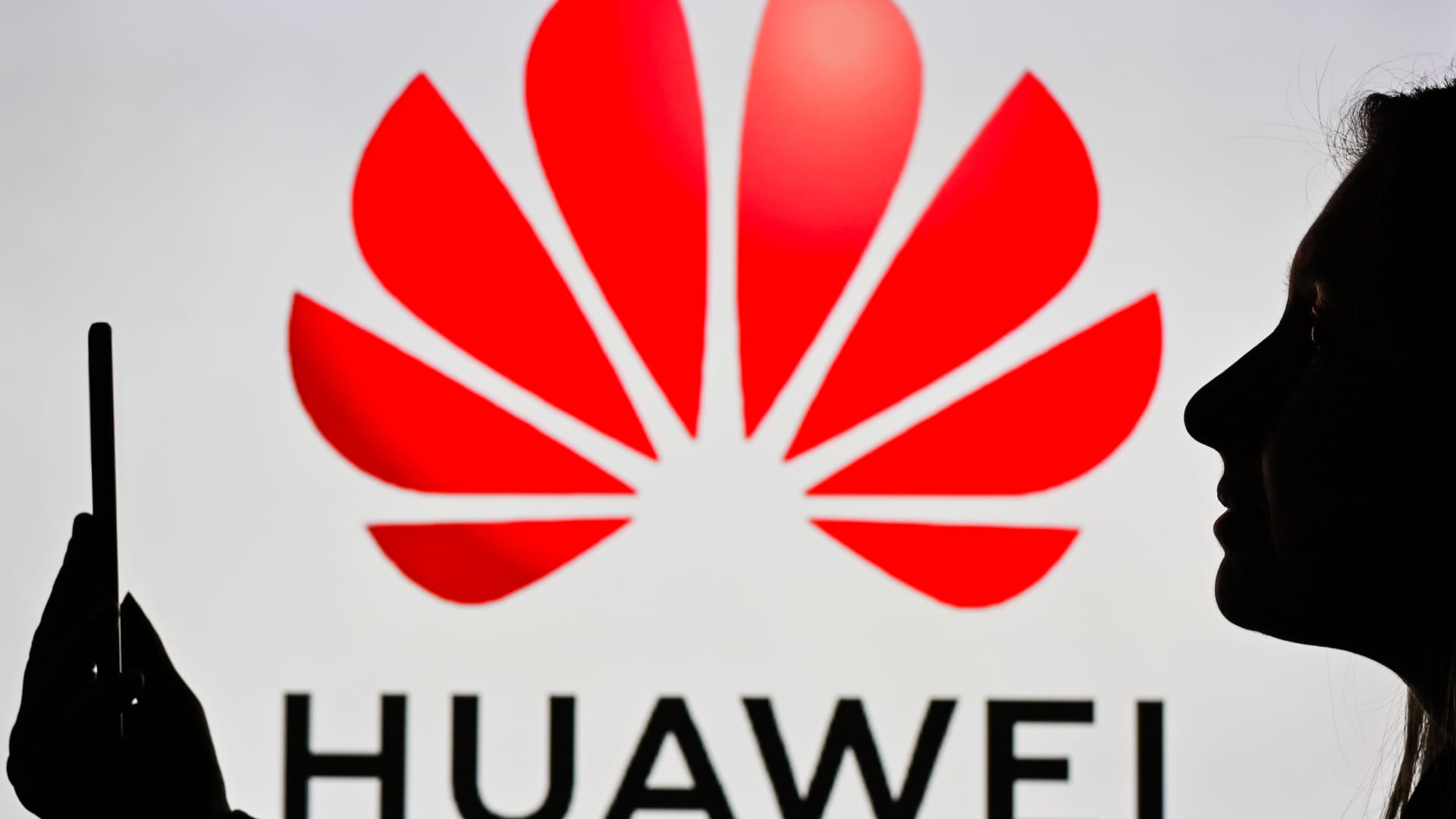 Huawei licenses 5G patents to rival as U.S. sanctions bite