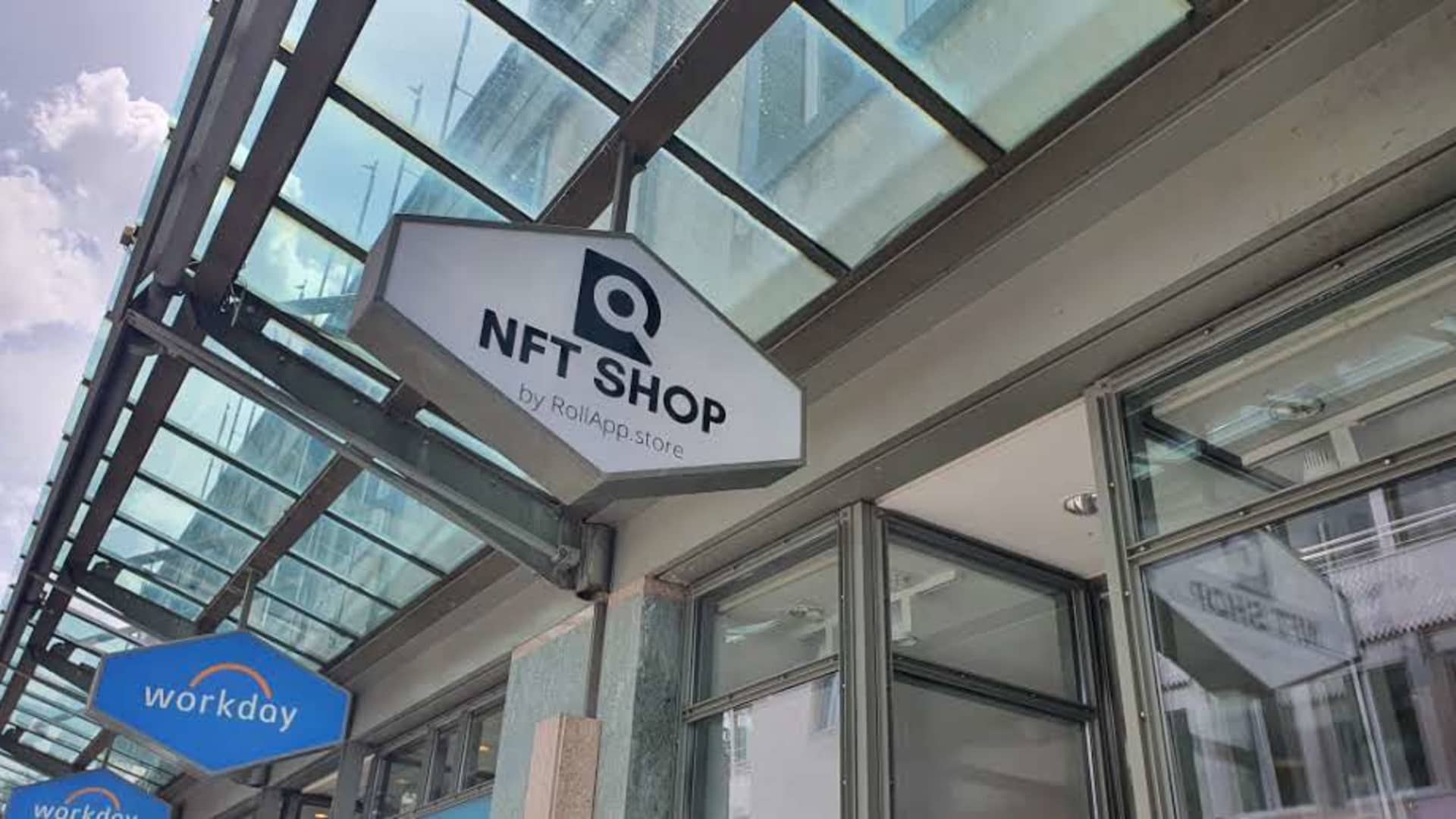Non-fungible tokens is a big topic during discussions around the World Economic Forum. RollApp, which runs an NFT store, set up a location in Davos to promote the digital collectibles.