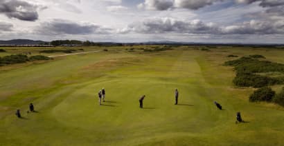 Golf vacations to top British courses are selling out this year — and next 