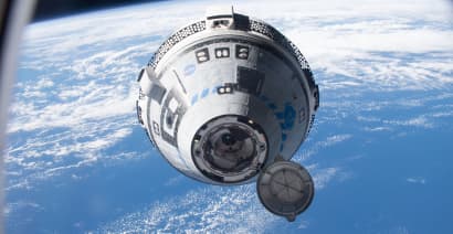 Boeing takes additional Starliner charge, bringing cost overrun near $700 million