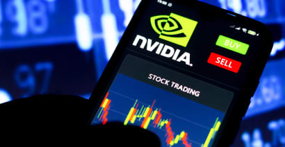 Nvidia revenue falls 17% but data center growth remains strong