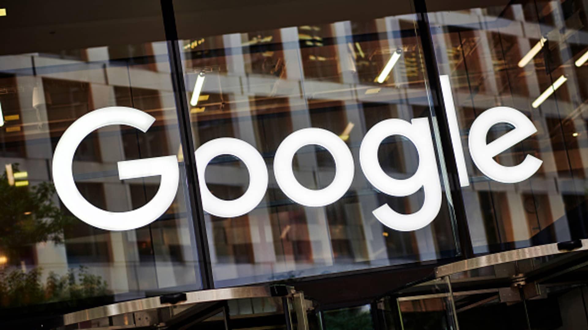 Google outage reported by thousands of users around the world
