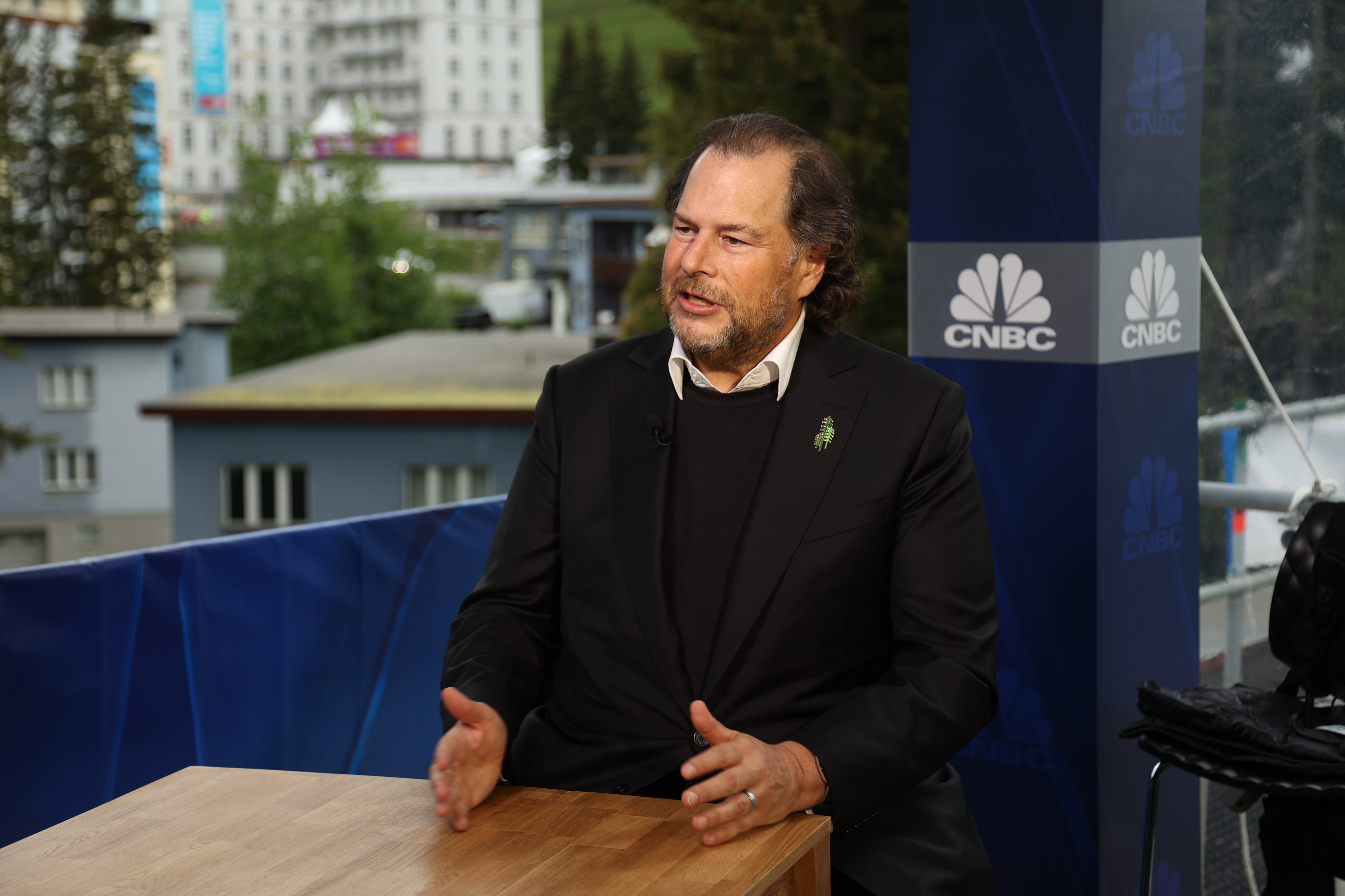 Salesforce's Benioff regrets the co-CEO's departure due to a drop in stocks.  But we're sticking with the action