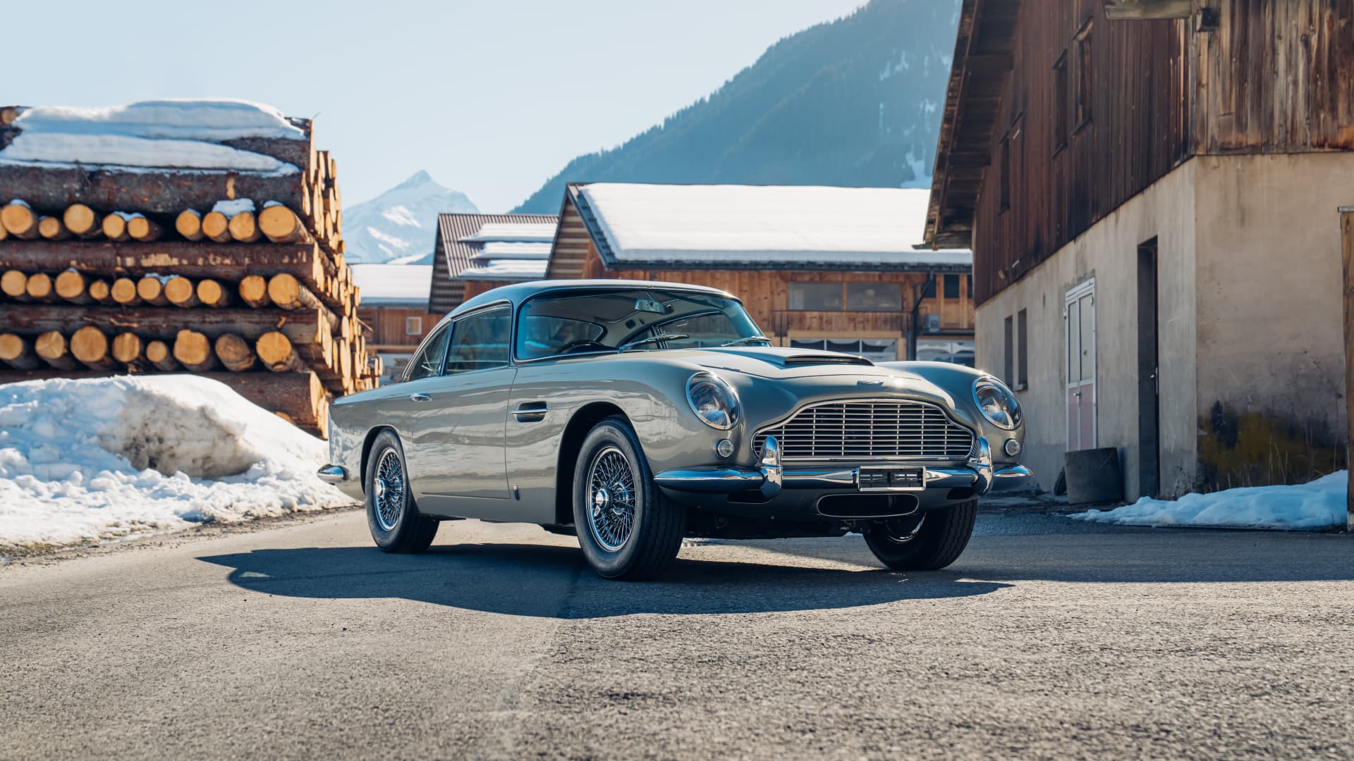 Sean Connery’s ‘James Bond’ Aston Martin DB5 is up for auction—and it could sell..