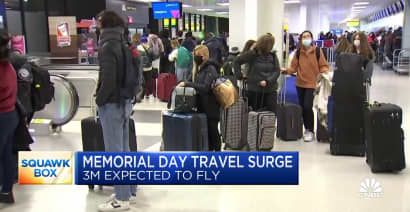 Domestic airfares hit five-year high amid Memorial Day travel surge