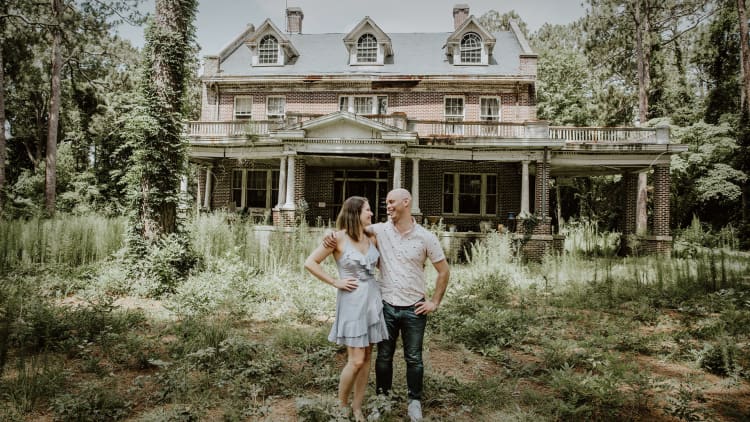 In a renovated $155,000 old mansion in North Carolina