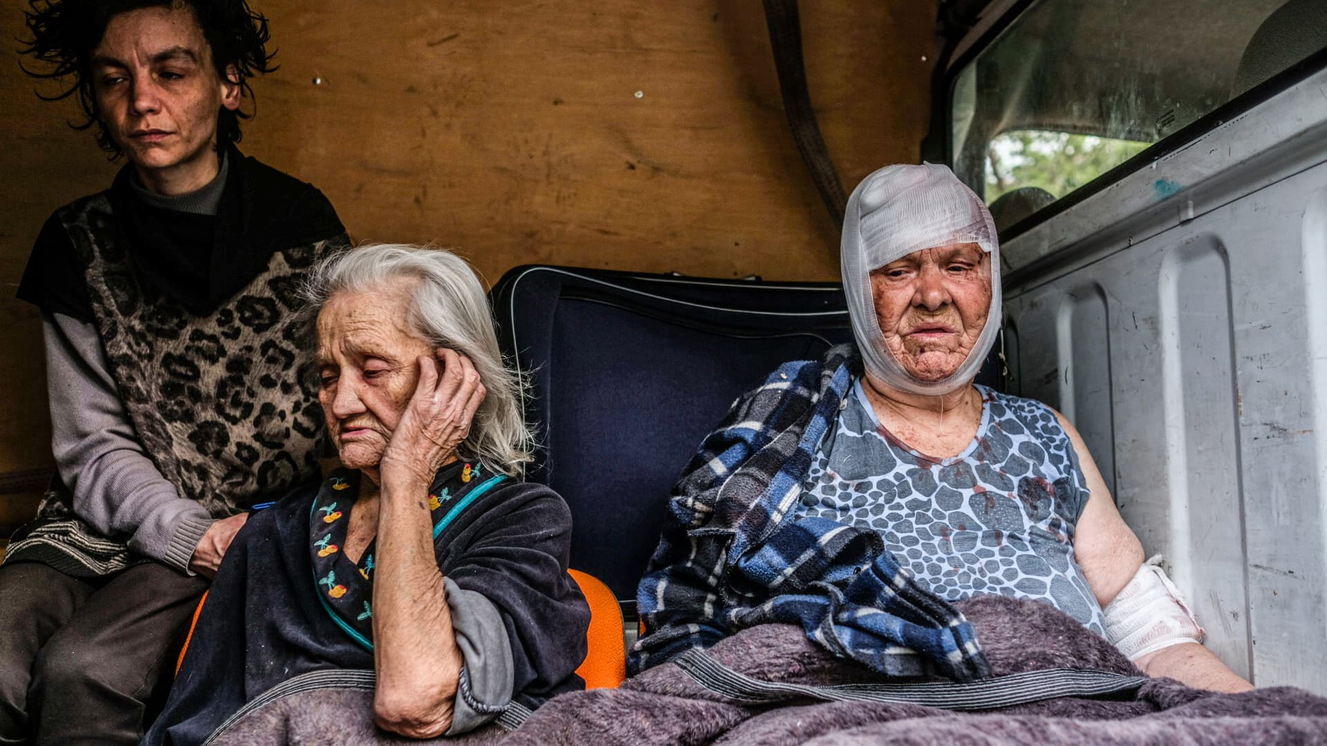 People from Severodonetsk are seen on a van that will take them to Kramatorsk. Severodonetsk, the largest city under Ukrainian control in Luhansk province, has come under intense artillery and missile strikes from the Russian army.