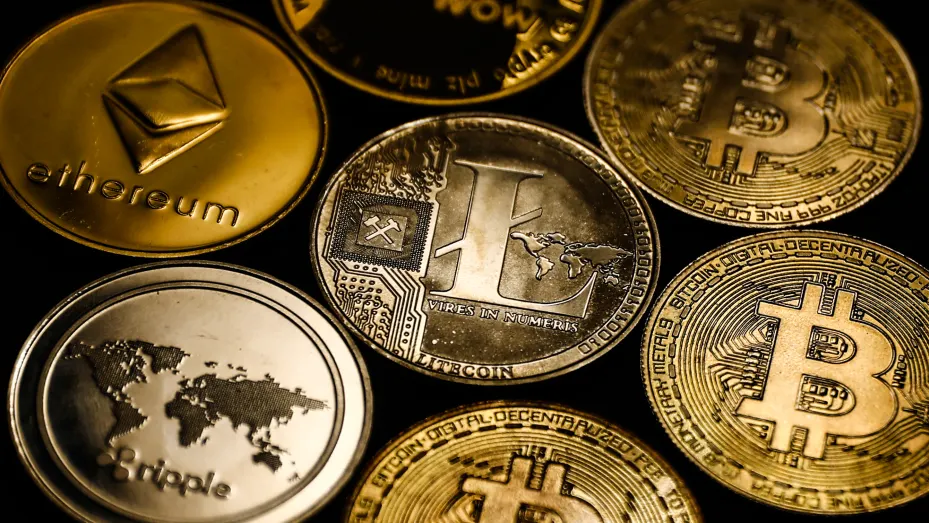 With more than 19,000 virtual currencies in existence, the cryptocurrency industry has likened the current state of the market to the early years of the internet. Industry players said however that most of these coins will collapse.