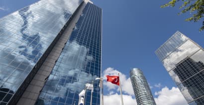Turkish annual inflation soars to 67% in February
