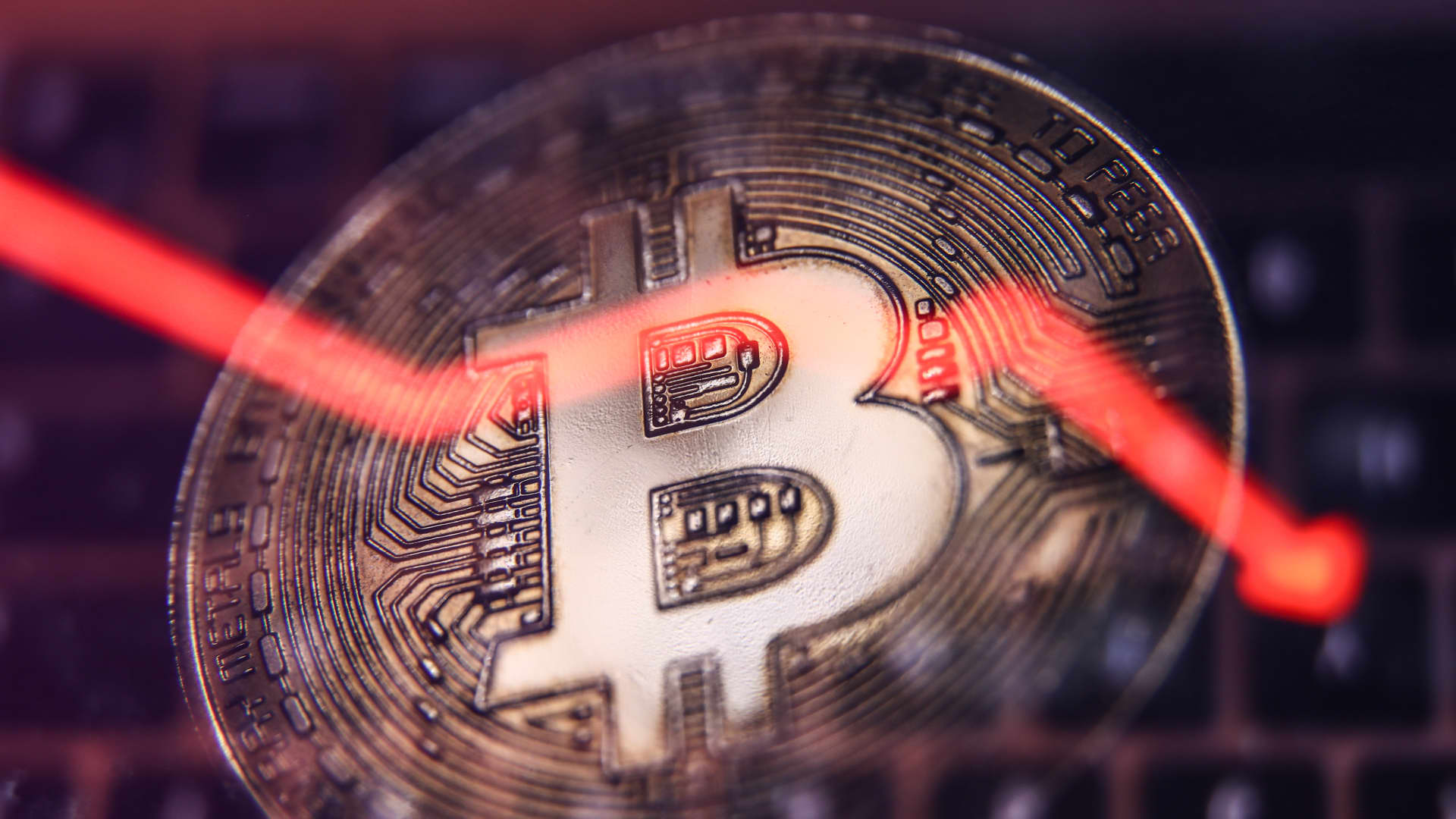 Bitcoin falls sharply ahead of Fed meeting and as investors weigh Binance concerns