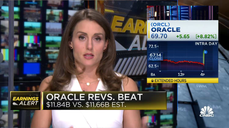 Oracle revenues beat, cloud business increases