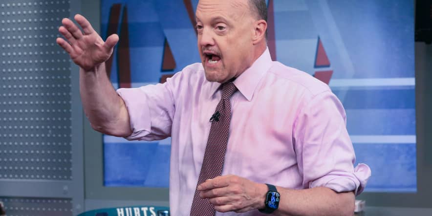 Jim Cramer reviews the Dow's five worst performers during the first quarter