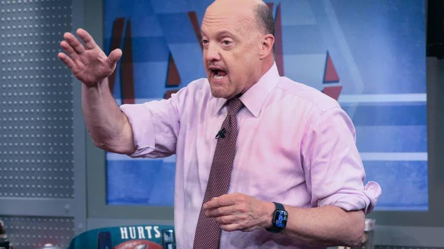 Jim Cramer reviews the Dow's five worst performers during the first quarter
