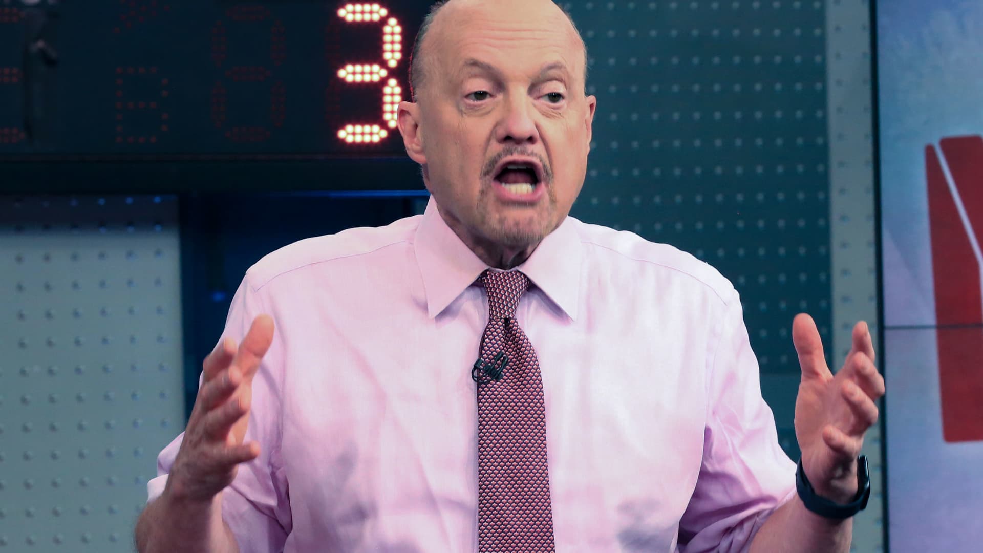 Why Jim Cramer thinks owning Sweetgreen stock is ‘a recipe for portfolio destruc..