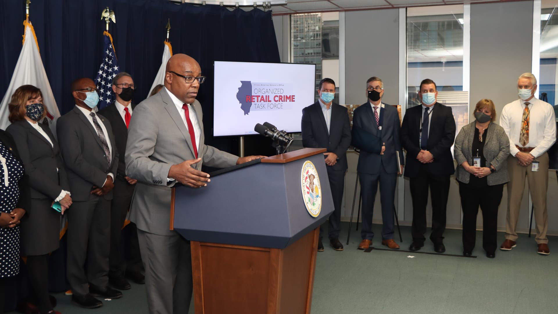 Attorney General Kwame Raoul announces the creation of the Organized Retail Crime Task Force in Chicago, Illinois, on December 2, 2021