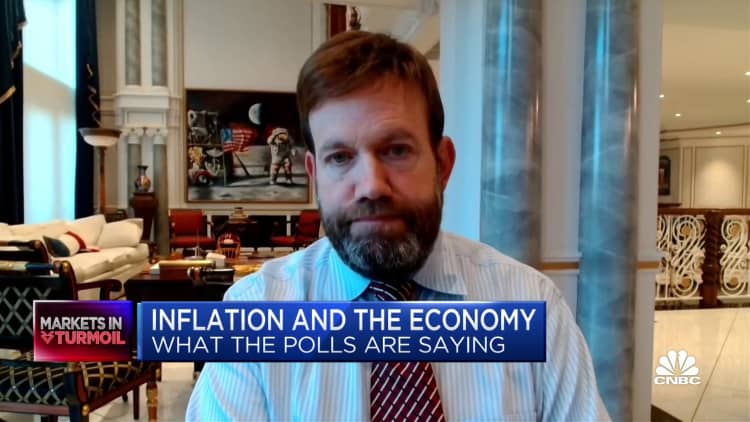 U.S. only days away until an 'absolute explosion' on inflation, says pollster Frank Luntz