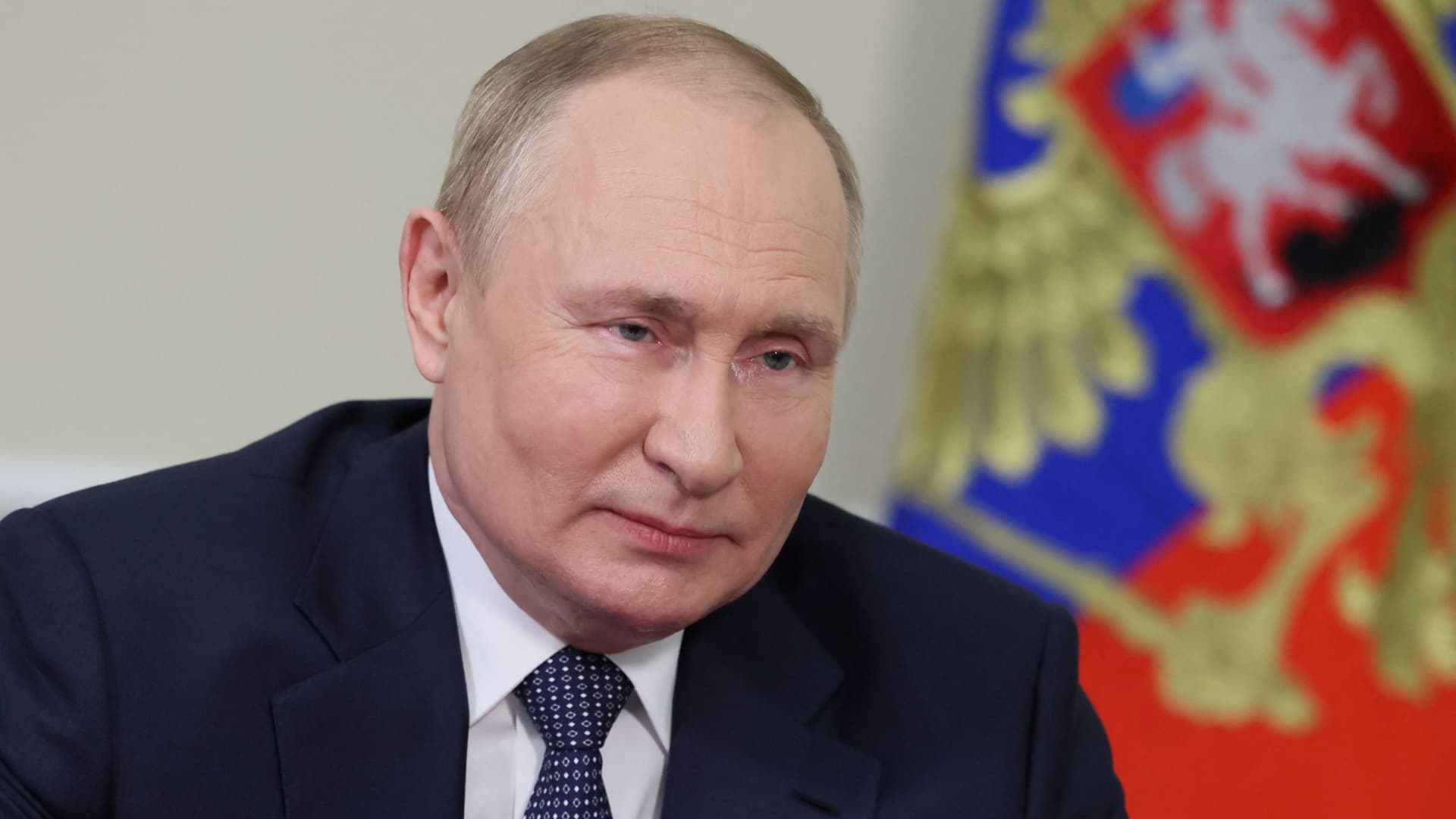 Russian President Vladimir Putin takes part in the opening ceremony of new healthcare facilities in several regions of Russia, via video link in Saint Petersburg, Russia June 18, 2022. Sputnik/Mikhail Metzel/Kremlin via REUTERS ATTENTION EDITORS - THIS IMAGE WAS PROVIDED BY A THIRD PARTY.