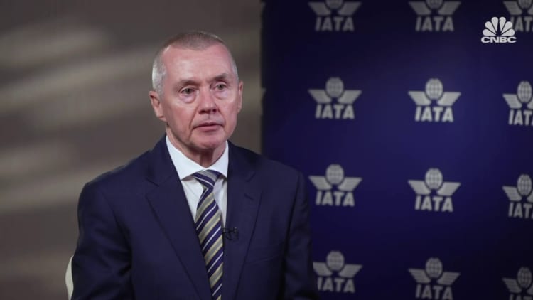Covid border closures were political decisions, IATA says