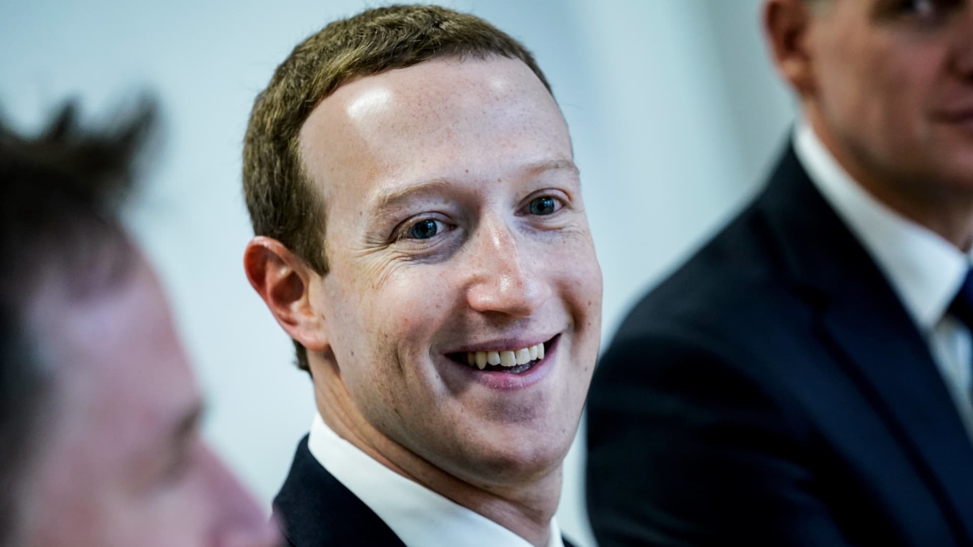 Mark Zuckerberg doesn’t like your scrolling habits: Social media is for ‘buildin..